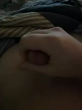 Snapshot of Sirschwanz69 chatting on March 29, 2026, 2:44 am Sirschwanz69 online show from March 29, 2026, 2:44 am