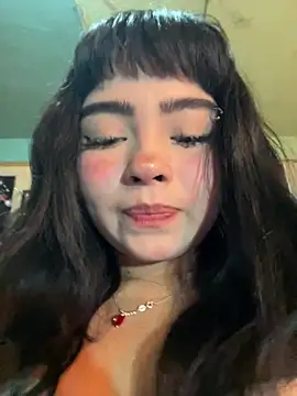 pinkybombon online show from June 12, 2026, 6:51 pm