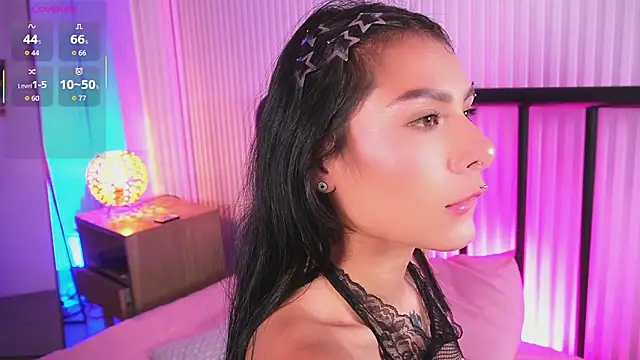 Molly  davis online show from March 5, 2026, 7:32 pm