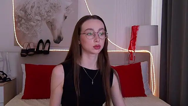 Emily Simon online show from March 26, 2026, 4:51 am