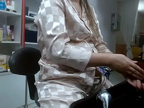 Snapshot of Mika-Spa21 chatting on February 27, 2026, 3:28 am Mika-Spa21 online show from February 27, 2026, 3:28 am