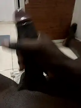 Snapshot of Bersti04 chatting on January 15, 2026, 7:13 am Bersti04 online show from January 15, 2026, 7:13 am