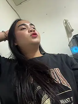 Snapshot of LovelyCock4Play chatting on February 13, 2026, 11:39 am LovelyCock4Play online show from February 13, 2026, 11:39 am