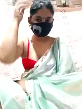 Hot Sweeti online show from February 13, 2026, 6:15 pm