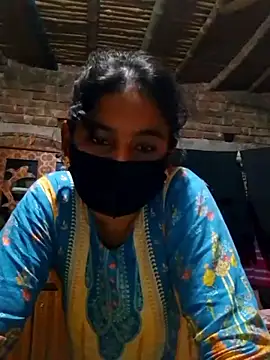 Hot Sweeti online show from March 15, 2026, 4:02 pm