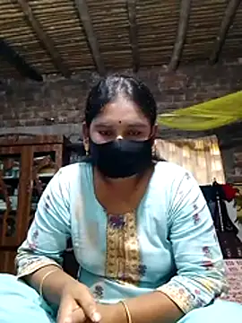 Snapshot of Hot_Sweeti chatting on July 27, 2026, 9:05 am Hot Sweeti online show from July 27, 2026, 9:05 am