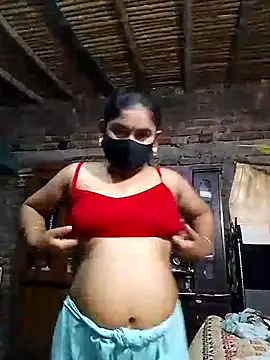 Snapshot of Hot_Sweeti chatting on July 28, 2026, 9:48 am Hot Sweeti online show from July 28, 2026, 9:48 am