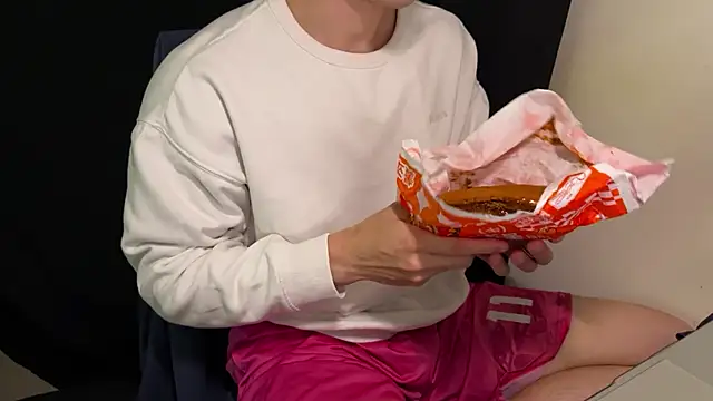 Snapshot of hao105 chatting on February 15, 2026, 3:53 pm hao105 online show from February 15, 2026, 3:53 pm