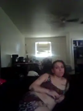 LadySn0w26 online show from February 9, 2026, 4:00 pm