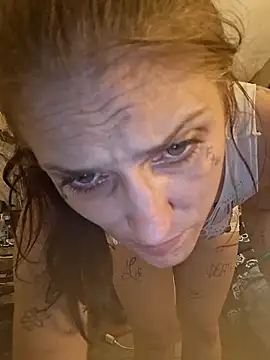 Snapshot of LadySn0w26 chatting on April 22, 2026, 1:52 am LadySn0w26 online show from April 22, 2026, 1:52 am