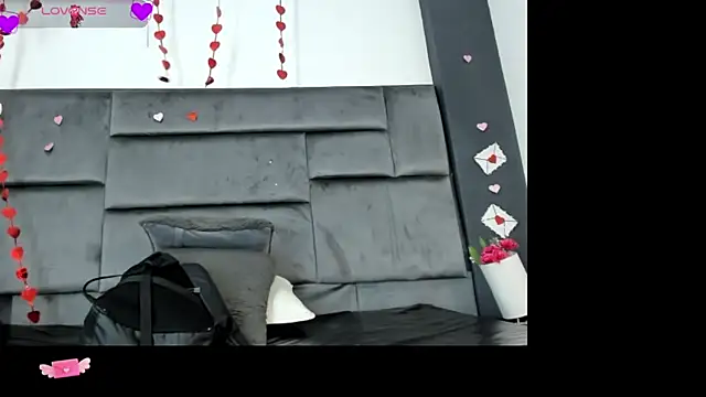 Liam Grant online show from February 26, 2026, 7:35 pm