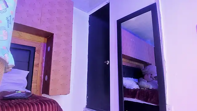 Samantha Blaze1 online show from February 20, 2026, 11:11 am