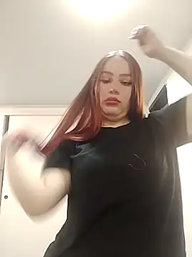 Snapshot of Crystaa12 chatting on February 13, 2026, 12:34 pm Crystaa12 online show from February 13, 2026, 12:34 pm