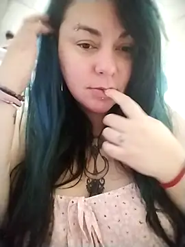 candydust online show from February 23, 2026, 3:04 am