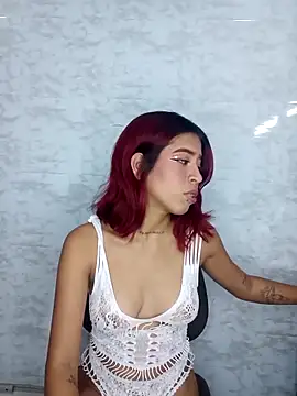 XimenaReid  online show from January 16, 2026, 11:42 pm