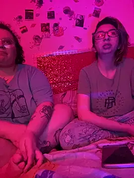 RavenEllieUniverse online show from February 20, 2026, 7:21 am