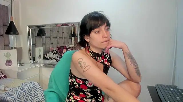 JenniQ69 online show from February 12, 2026, 1:50 pm