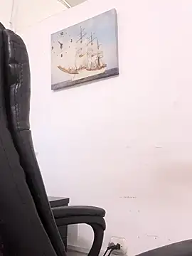 CarolinaRaven online show from February 13, 2026, 5:03 am