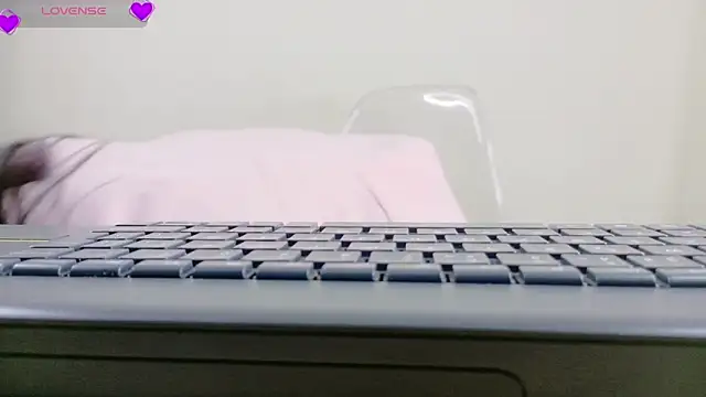 Valen Sm online show from February 27, 2026, 8:31 pm