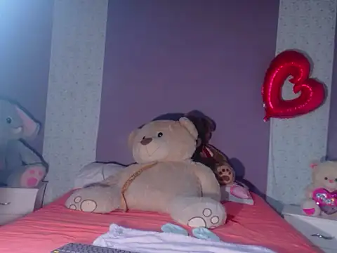 Snapshot of PaulinaWilliams chatting on February 18, 2026, 6:26 pm PaulinaWilliams online show from February 18, 2026, 6:26 pm