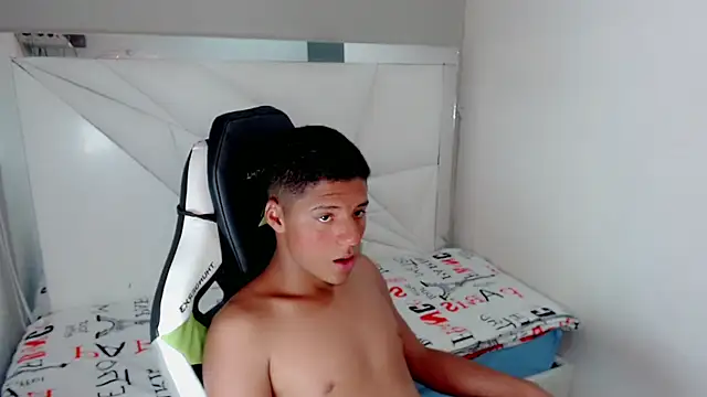 Yosep boy online show from January 17, 2026, 7:39 pm