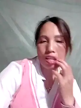 Gummiesu online show from March 1, 2026, 7:43 am