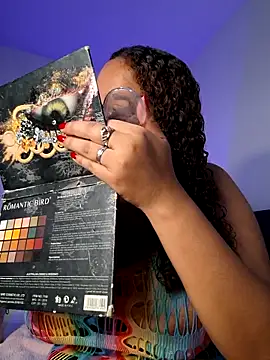 Snapshot of curly_girl_31 chatting on February 25, 2026, 7:56 pm curly girl 31 online show from February 25, 2026, 7:56 pm