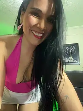 Snapshot of Miaswwe chatting on February 9, 2026, 3:32 am Miaswwe online show from February 9, 2026, 3:32 am