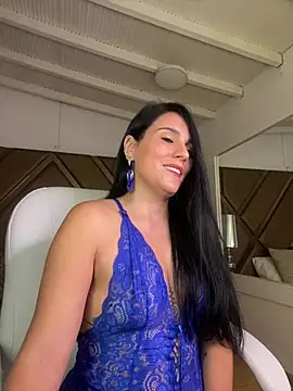 Snapshot of Miaswwe chatting on February 13, 2026, 3:08 pm Miaswwe online show from February 13, 2026, 3:08 pm