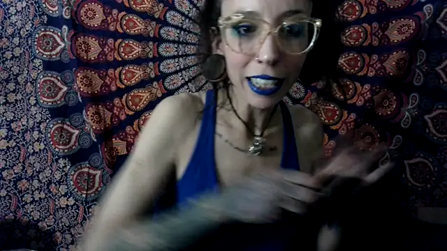 xxEMMxxx online show from January 17, 2026, 9:03 am