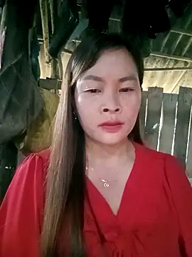 Snapshot of Bling_sexy chatting on March 5, 2026, 1:23 am Bling sexy online show from March 5, 2026, 1:23 am