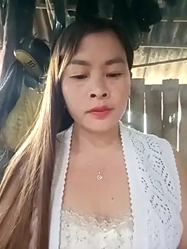 Snapshot of Bling_sexy chatting on March 11, 2026, 8:20 am Bling sexy online show from March 11, 2026, 8:20 am