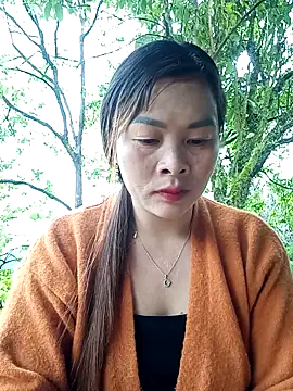 Snapshot of Bling_sexy chatting on March 22, 2026, 1:09 am Bling sexy online show from March 22, 2026, 1:09 am