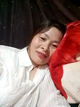 Snapshot of Bling_sexy chatting on March 23, 2026, 1:26 pm Bling sexy online show from March 23, 2026, 1:26 pm