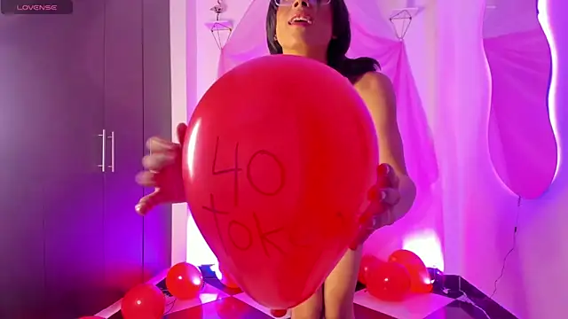 Snapshot of nao_bell_ chatting on February 5, 2026, 7:18 pm nao bell online show from February 5, 2026, 7:18 pm