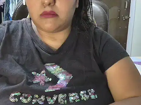 GaggingGirl  online show from June 19, 2026, 7:06 pm