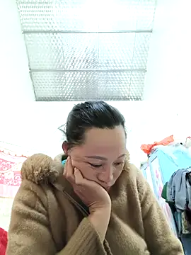 Snapshot of Jooj- chatting on February 2, 2026, 1:48 am Jooj- online show from February 2, 2026, 1:48 am