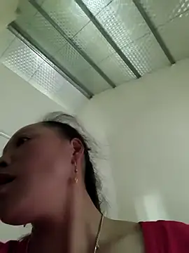 Snapshot of Jooj- chatting on February 16, 2026, 5:47 am Jooj- online show from February 16, 2026, 5:47 am