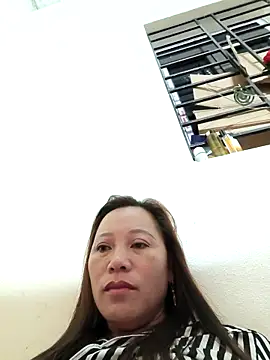 Snapshot of Jooj- chatting on May 11, 2026, 1:39 pm Jooj- online show from May 11, 2026, 1:39 pm