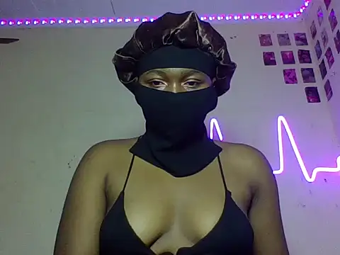 Snapshot of BZ2023 chatting on February 8, 2026, 5:22 am BZ2023 online show from February 8, 2026, 5:22 am