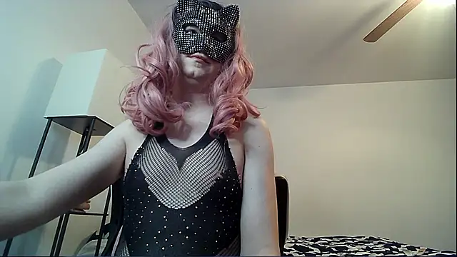 VanFairy526 online show from February 27, 2026, 11:05 pm