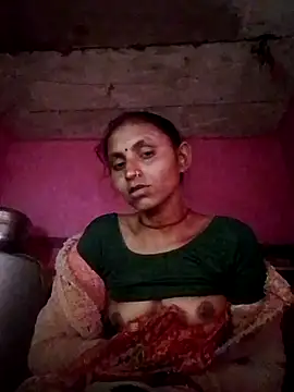 Juli rathore online show from February 5, 2026, 2:49 am