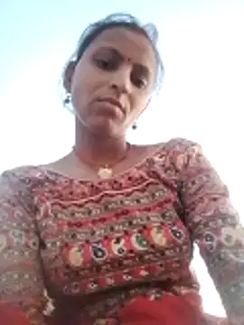 Snapshot of Juli_rathore chatting on May 21, 2026, 11:45 pm Juli rathore online show from May 21, 2026, 11:45 pm