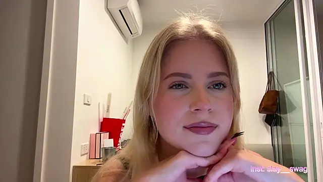 Snapshot of Slay_Swag chatting on February 10, 2026, 10:19 am Slay Swag online show from February 10, 2026, 10:19 am