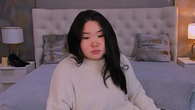 YUMI G online show from February 9, 2026, 8:35 pm