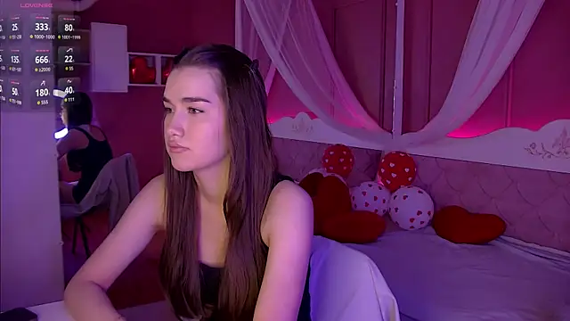 Snapshot of StellaPierce chatting on March 1, 2026, 6:26 am StellaPierce online show from March 1, 2026, 6:26 am