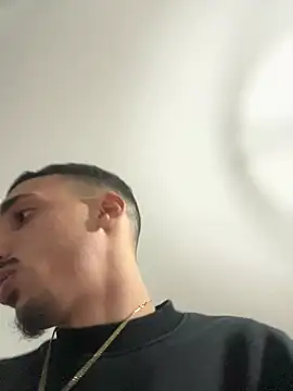 Snapshot of piccolo2002 chatting on January 16, 2026, 10:52 am piccolo2002 online show from January 16, 2026, 10:52 am