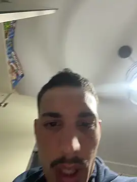 Snapshot of piccolo2002 chatting on March 30, 2026, 6:58 am piccolo2002 online show from March 30, 2026, 6:58 am