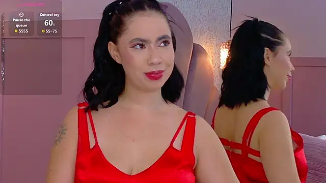 Sienna-Gold online show from February 9, 2026, 1:48 pm