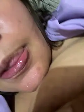 Nailealipsglossy online show from February 3, 2026, 6:40 am